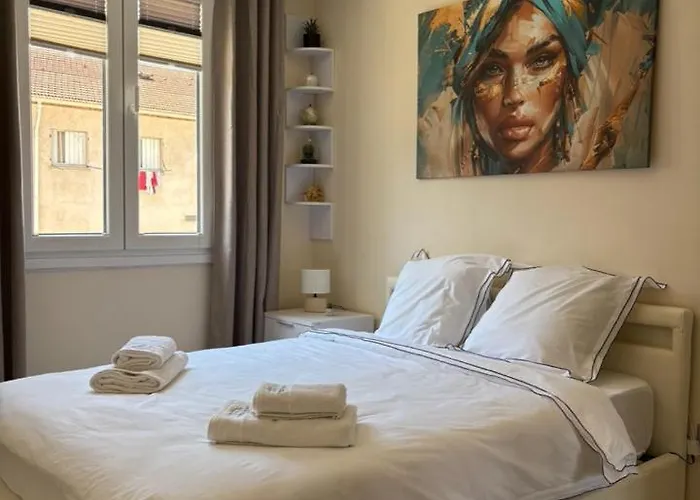 Elegant Apartment Terrace Port Of Nice